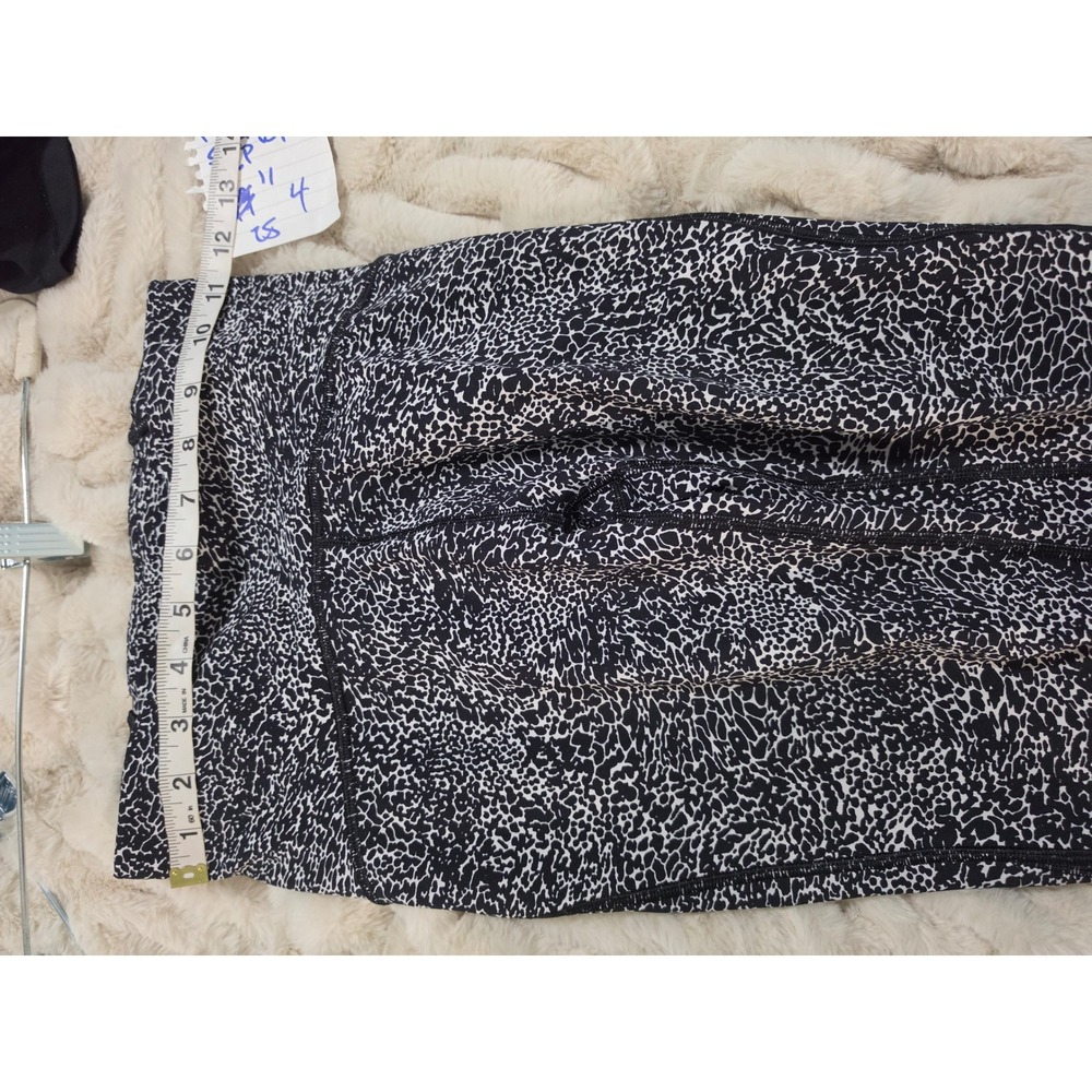 Lululemon High Rise Mesh Panel Leggings Black White Crackle Print Sz 4 - Picture 6 of 8